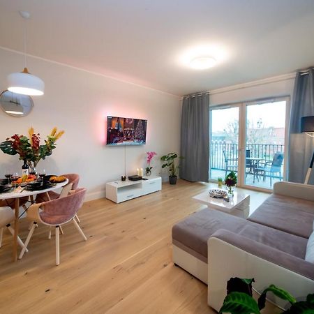 Maya'S Flats & Resorts - River View Gdansk Dış mekan fotoğraf